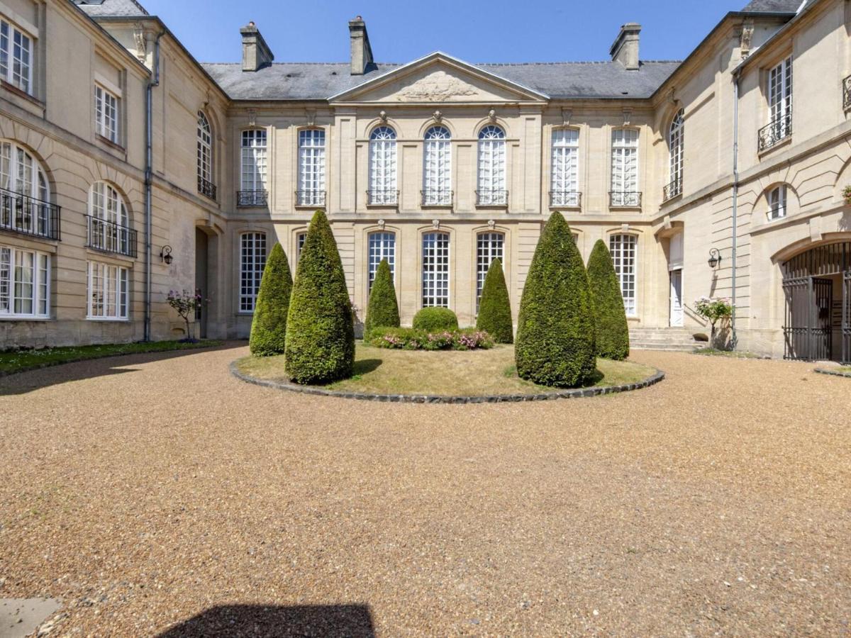 Heritage Apartment In Bayeux Near Museum Of Art Luaran gambar