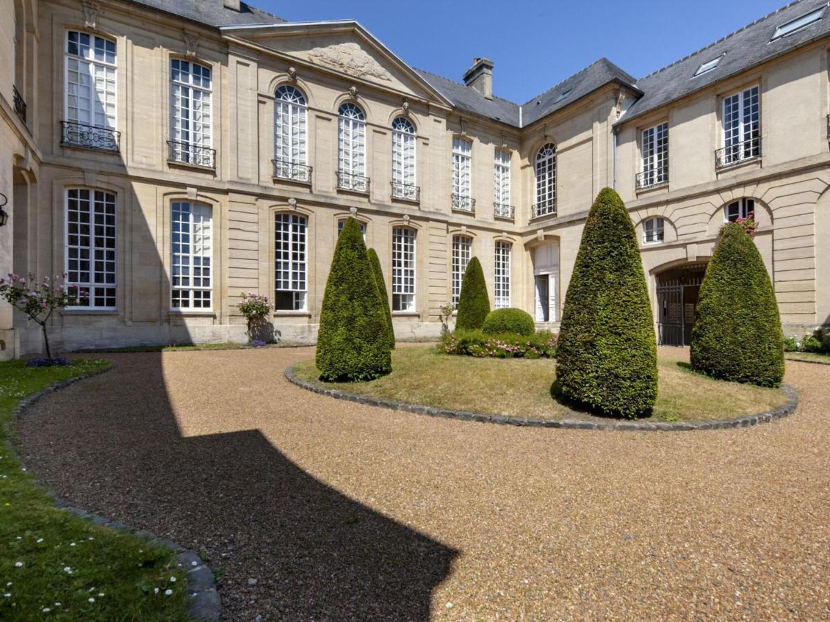 Heritage Apartment In Bayeux Near Museum Of Art Luaran gambar
