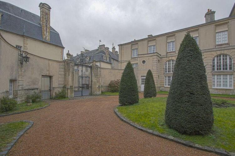 Heritage Apartment In Bayeux Near Museum Of Art Luaran gambar