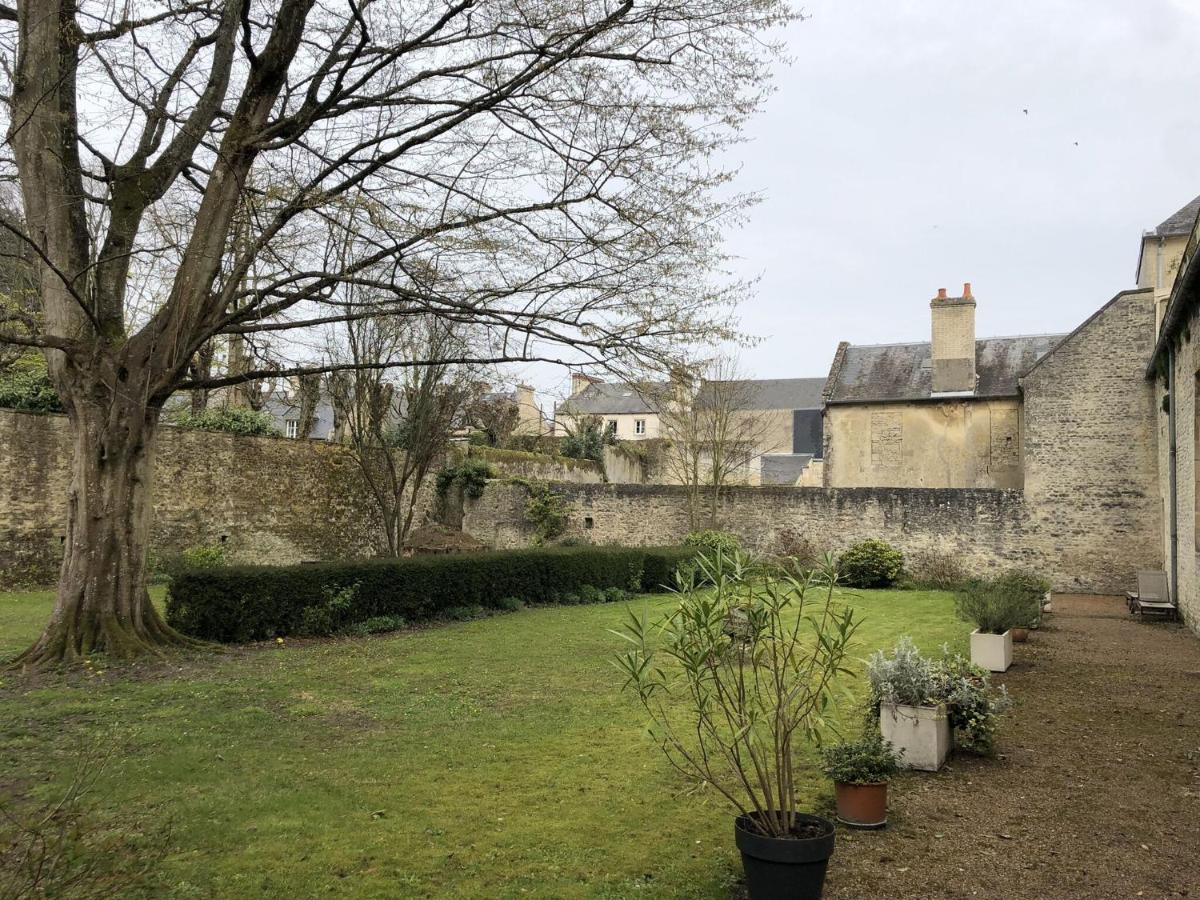 Heritage Apartment In Bayeux Near Museum Of Art Luaran gambar